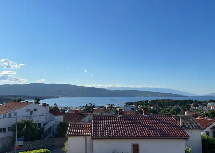 Mit Blick Auf Und Grossem Balkon Krk Town