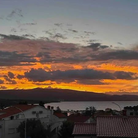 Appartamento Mit Blick Auf Und Grossem Balkon